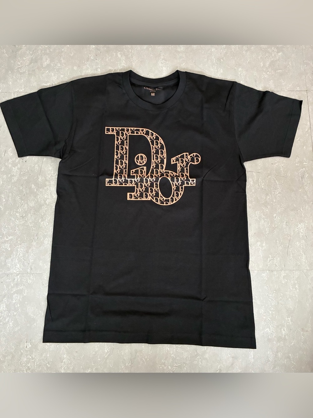 New Men’s Luxury Black Designer T-shirt Size Medium